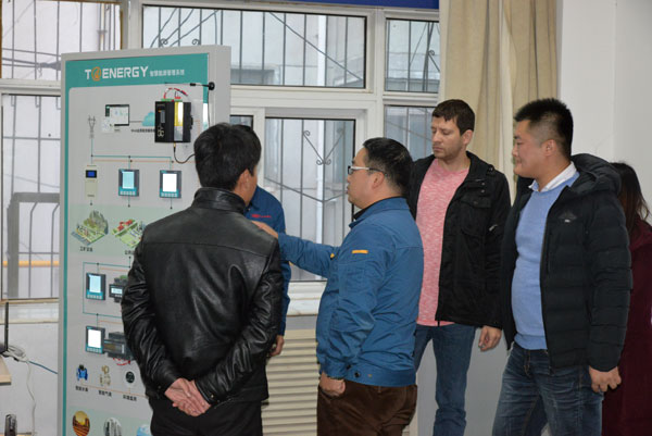 http://www.vqoqkeo.cn/uploads/allimg/181130/1-1Q13014050V31.jpg